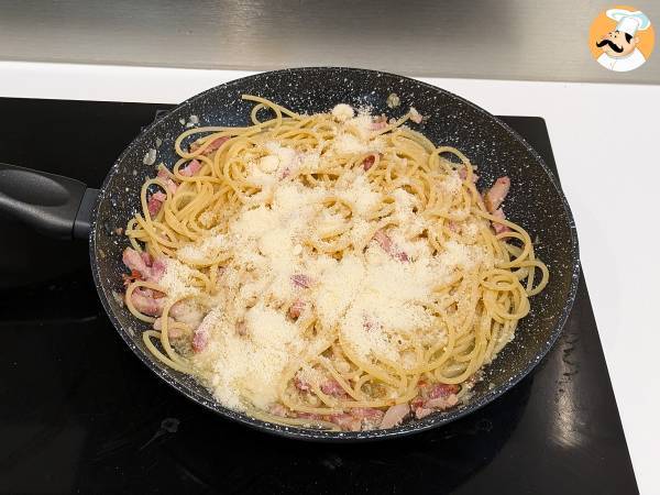 Pâtes aux lardons : faciles et économiques! - Préparation etape 5