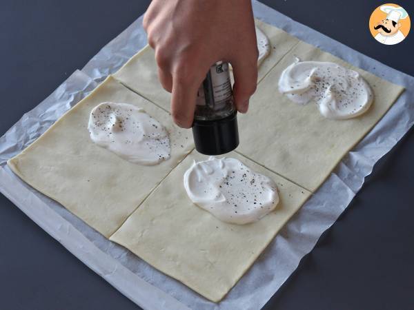 Friands feuilletés au fromage: recette super facile et régressive - Préparation etape 3