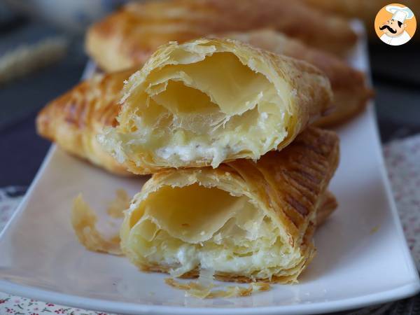 Friands feuilletés au fromage: recette super facile et régressive - Préparation etape 8
