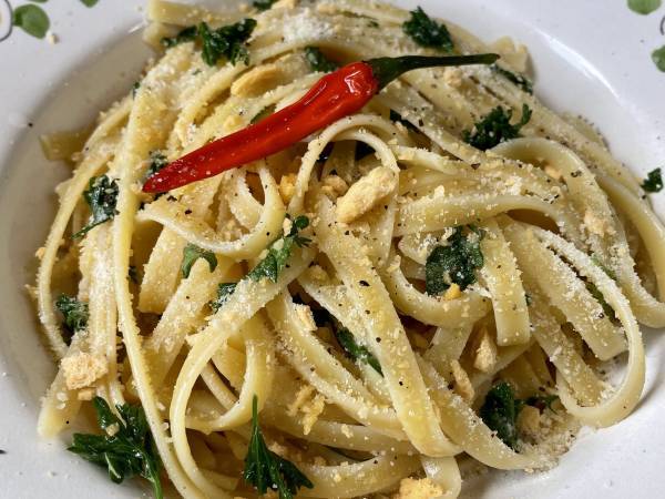 Fettucce Aglio, Olio e Peperoncino : Une recette italienne pleine de caractère de Casa Bandera - Préparation etape 4