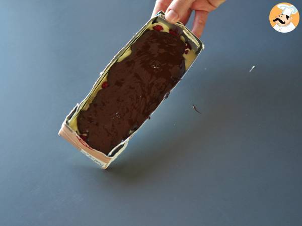 Tablette de chocolat façon Franui, aux framboises, chocolat blanc et chocolat noir! - Préparation etape 3