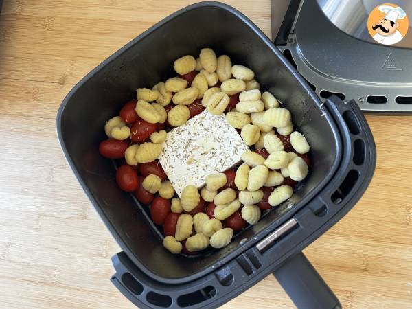 Baked feta gnocchi au Airfryer, le plat hyper rapide à préparer aux tomates cerise et feta! - Préparation etape 2