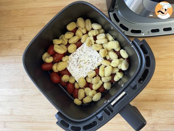 Baked feta gnocchi au Airfryer, le plat hyper rapide à préparer aux tomates cerise et feta! - Préparation etape 3