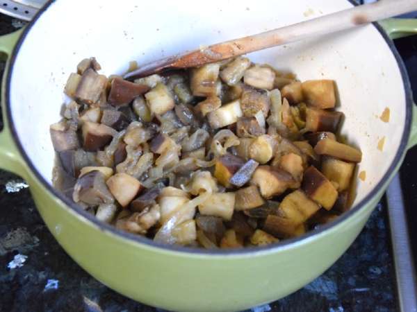 Gâteau d'aubergines à l'indienne (IG bas) - Préparation etape 1