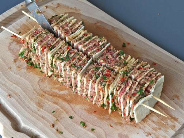Lavash kebab avec des tortillas, les fameuses brochettes faciles cuites au four! - Préparation etape 10