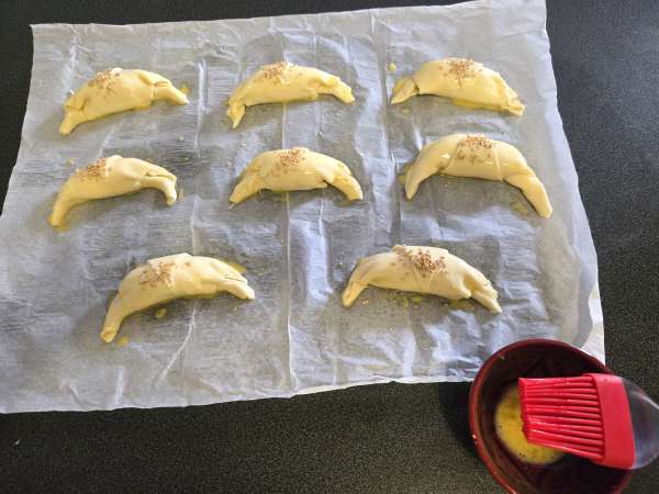 Croissants apéritifs au jambon et au fromage - Préparation etape 2