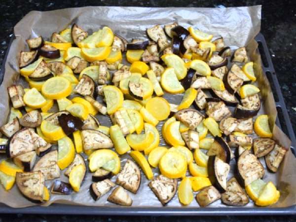 Légumes rôtis à la tomate et aux pois chiches (IG bas) - Préparation etape 1