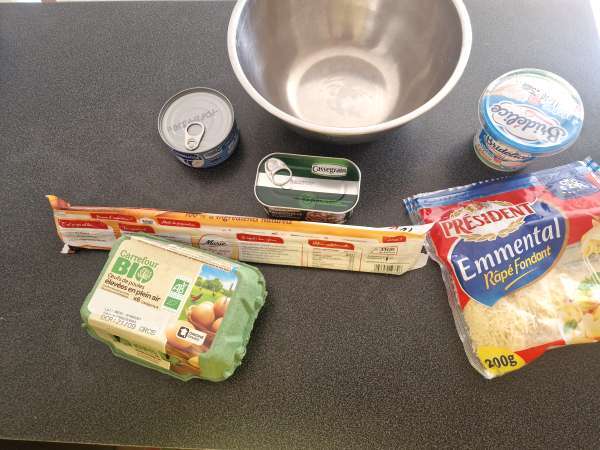 Quiche à la ratatouille et au thon - Préparation etape 1