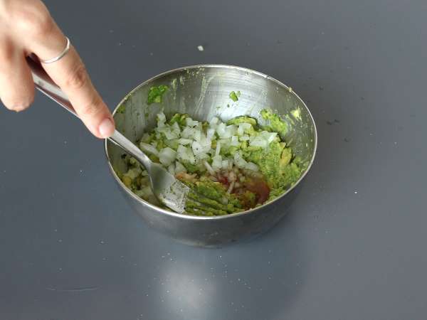 Nachos garnis parfaits pour un apéro dinatoire! - Préparation etape 3