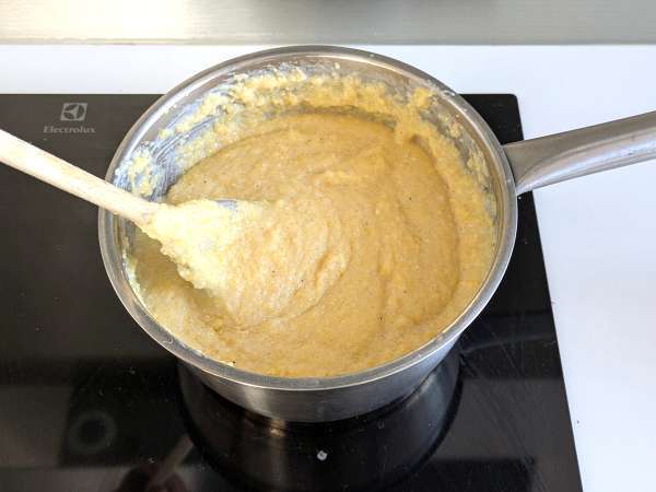 Polenta crémeuse parfaite : la recette facile et ultra réconfortante - Préparation etape 3