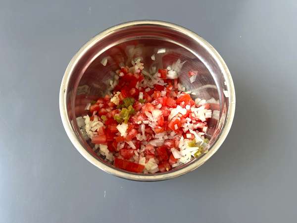 Huevos rancheros : la recette mexicaine emblématique et savoureuse - Préparation etape 1