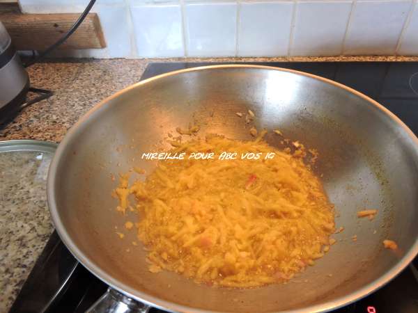 Soupe repas coco-poulet à la pomme verte fraîche (IG bas) - Préparation etape 2