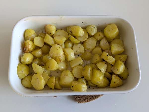 Pommes de terre cacio e pepe au four : crémeuses, croustillantes et irrésistibles ! - Préparation etape 7