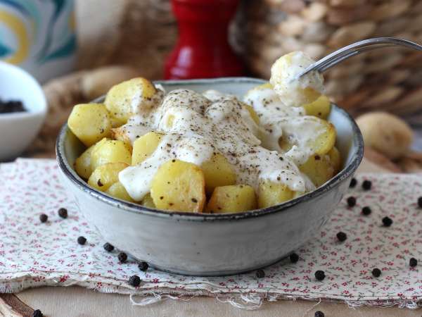 Pommes de terre cacio e pepe au four : crémeuses, croustillantes et irrésistibles ! - Préparation etape 8