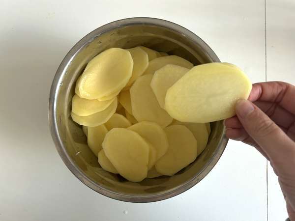 Gratin de pommes de terre aux champignons - Préparation etape 7