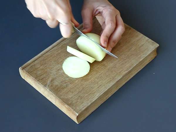 Tartelettes tatin à l'oignon - Préparation etape 1