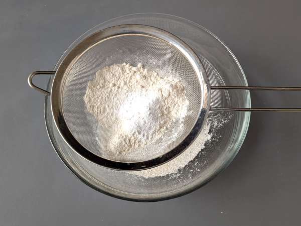 Tarte à la confiture de fraises : avec une déco parfaite pour la Saint-Valentin ! - Préparation etape 1