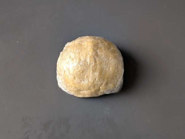 Tarte à la confiture de fraises : avec une déco parfaite pour la Saint-Valentin ! - Préparation etape 3