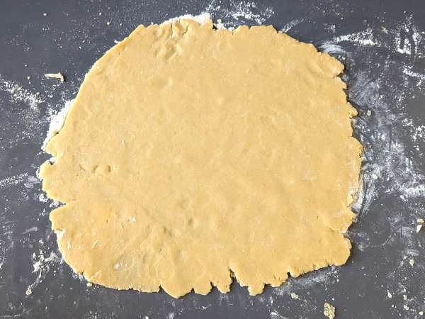 Tartelettes de la Saint-Valentin à la confiture de fraises - Préparation etape 3