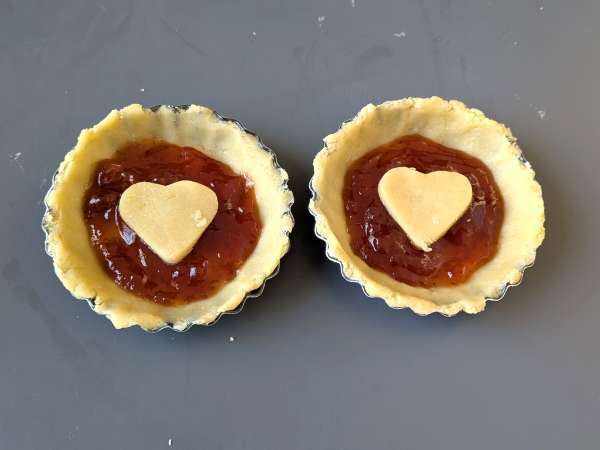 Tartelettes de la Saint-Valentin à la confiture de fraises - Préparation etape 5