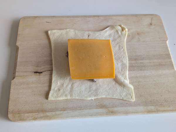 Buns garnis façon burger: idéal pour un dîner rapide et savoureux - Préparation etape 5