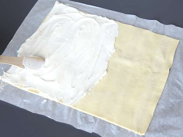 Torsades feuilletées au fromage au Airfryer - Préparation etape 1