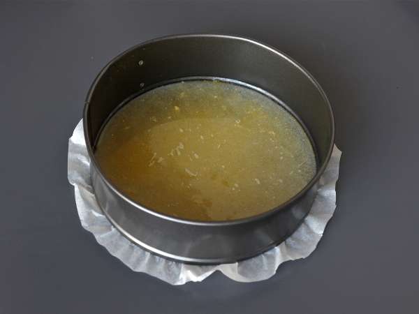 Gâteau renversé à la banane extra fondant - Préparation etape 1