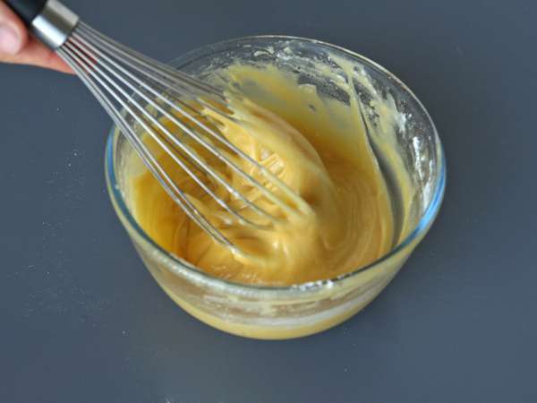 Gâteau renversé à la banane extra fondant - Préparation etape 5