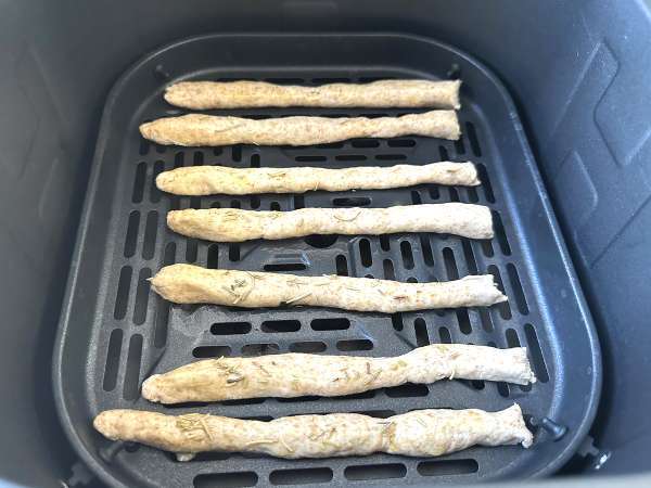 Gressins maison au air fryer - Préparation etape 4