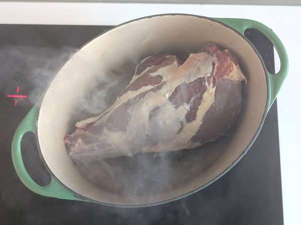 Gigot de 7 heures : la recette ultra facile - Préparation etape 3