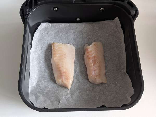 Cabillaud au air fryer avec tomates cerises, olives et citron - Préparation etape 3