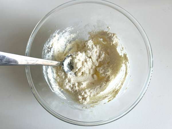 Tartines aux asperges, ricotta, citron et basilic - Préparation etape 3