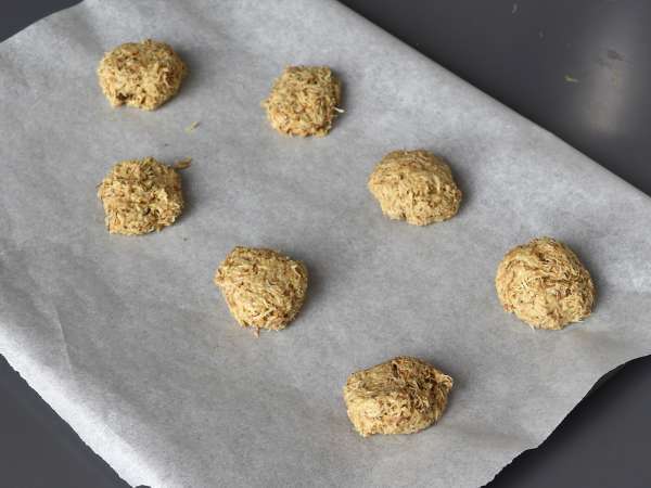 Dubaï chewy cookies, la recette virale des mochis garnis à la pistache et au kadaïf - Préparation etape 4