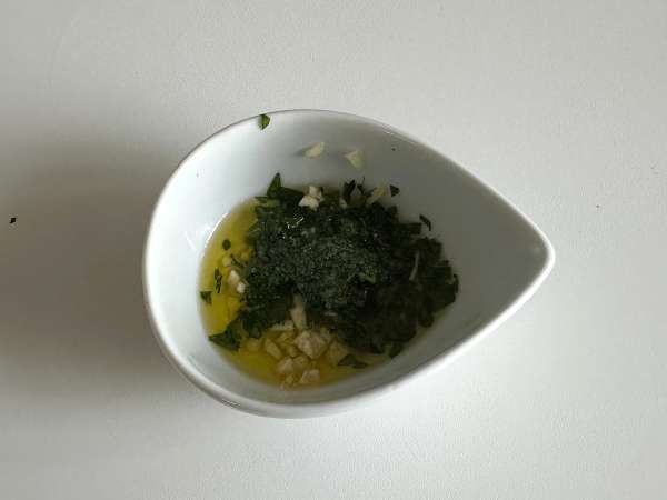 Pommes de terre Hasselback au air fryer : croustillantes, fondantes et ultra faciles ! - Préparation etape 3