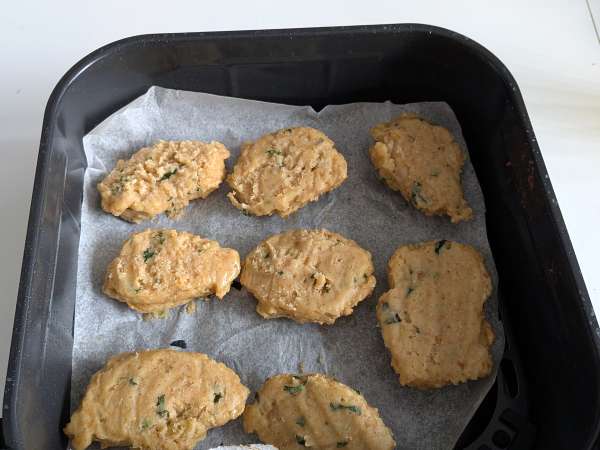 Boulettes de pain au citron au air fryer : l’idée anti-gaspi ultra croustillante ! - Préparation etape 6