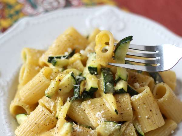 Carbonara aux courgettes : la recette végétarienne facile à réaliser - Préparation etape 10