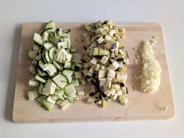 Poivrons farcis végétariens au four : la recette facile et savoureuse ! - Préparation etape 2