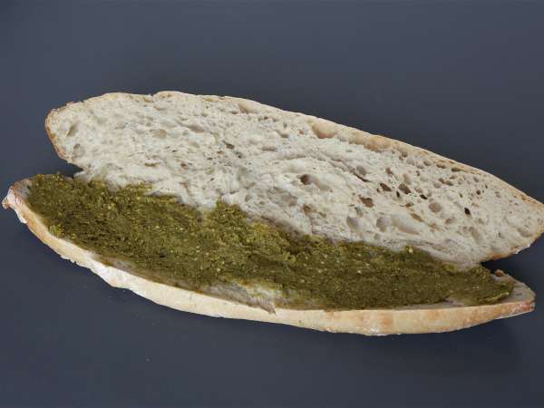 Sandwich à l'italienne ultra gourmand à la mortadelle et burrata - Préparation etape 1