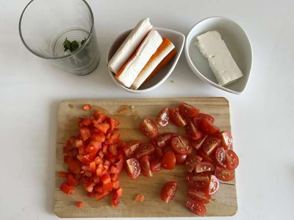 Salade de couscous perlé au surimi : fraîche, facile et parfaite pour l’été - Préparation etape 3