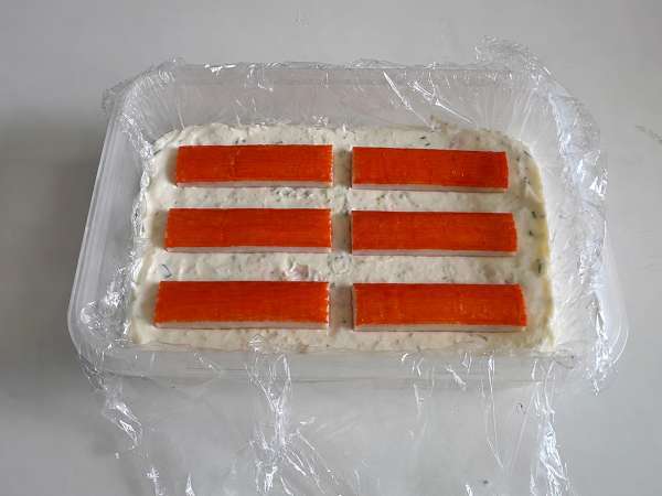Terrine de surimi sans cuisson : l’entrée froide facile et parfaite pour l’été - Préparation etape 8