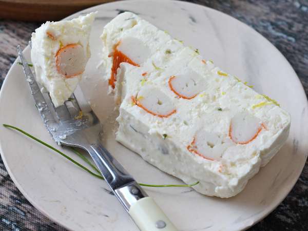 Terrine de surimi sans cuisson : l’entrée froide facile et parfaite pour l’été - Préparation etape 11