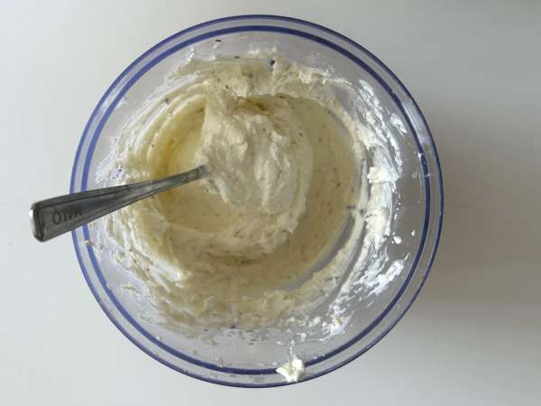 Feta fouettée et abricots rôtis, la tartinade parfaite pour l'apéro ! - Préparation etape 2