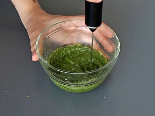 Cake marbré au thé matcha - Préparation etape 1
