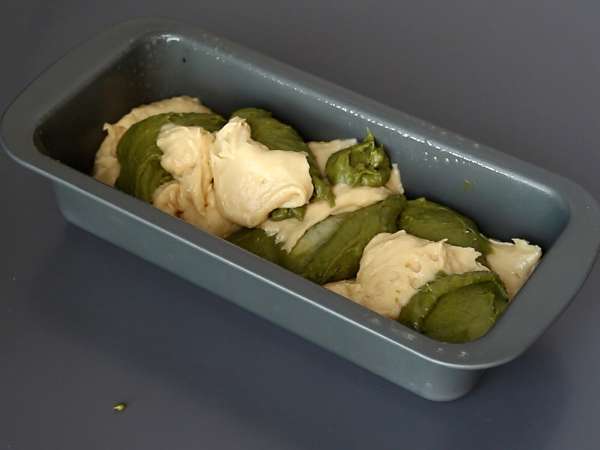 Cake marbré au thé matcha - Préparation etape 8