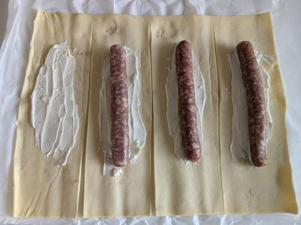 Roulés saucisse et fromage au air fryer - Préparation etape 4