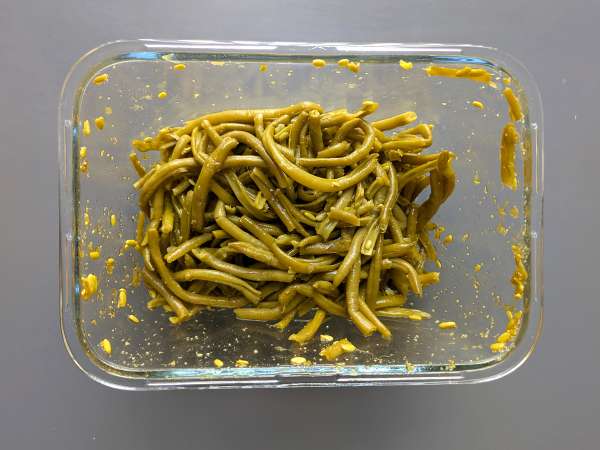 Haricots verts à la sauce thaï cuits au Air Fryer - Préparation etape 2