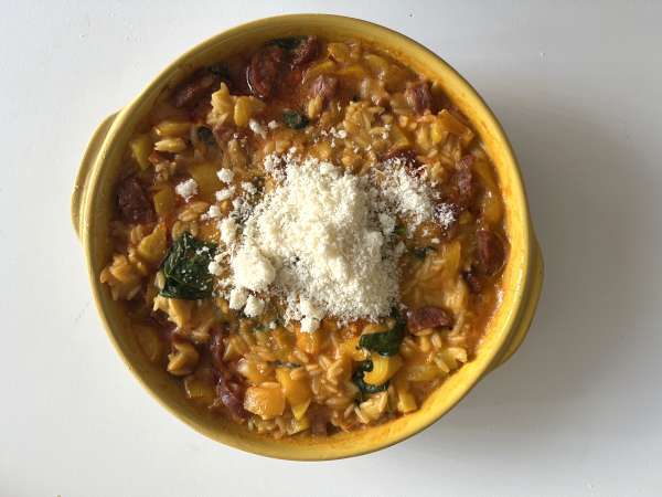 One pot orzo poivrons, chorizo et épinards - Préparation etape 6