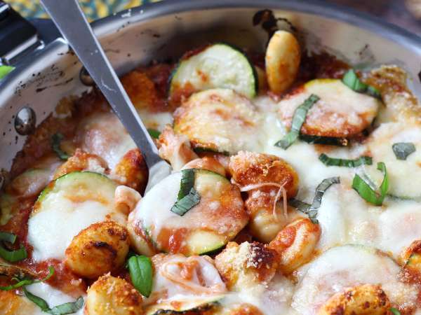 Recette express de gratin de gnocchi courgette mozzarella - Préparation etape 6