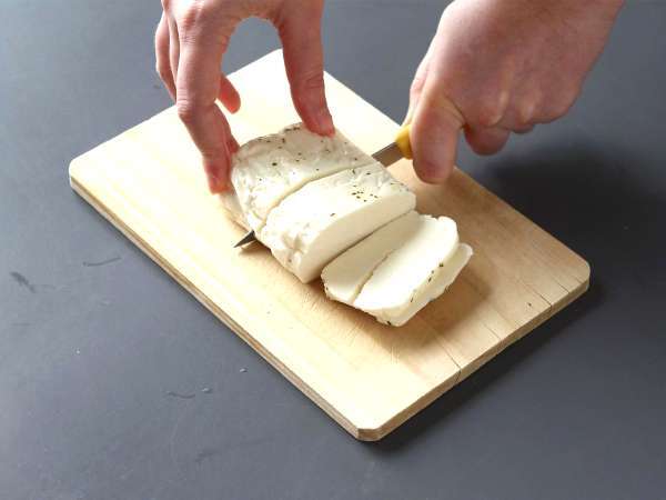 Salade de betteraves au halloumi grillé - Préparation etape 4