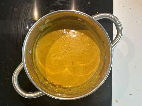 Curry de lentilles corail au lait de coco : recette facile et crémeuse - Préparation etape 6
